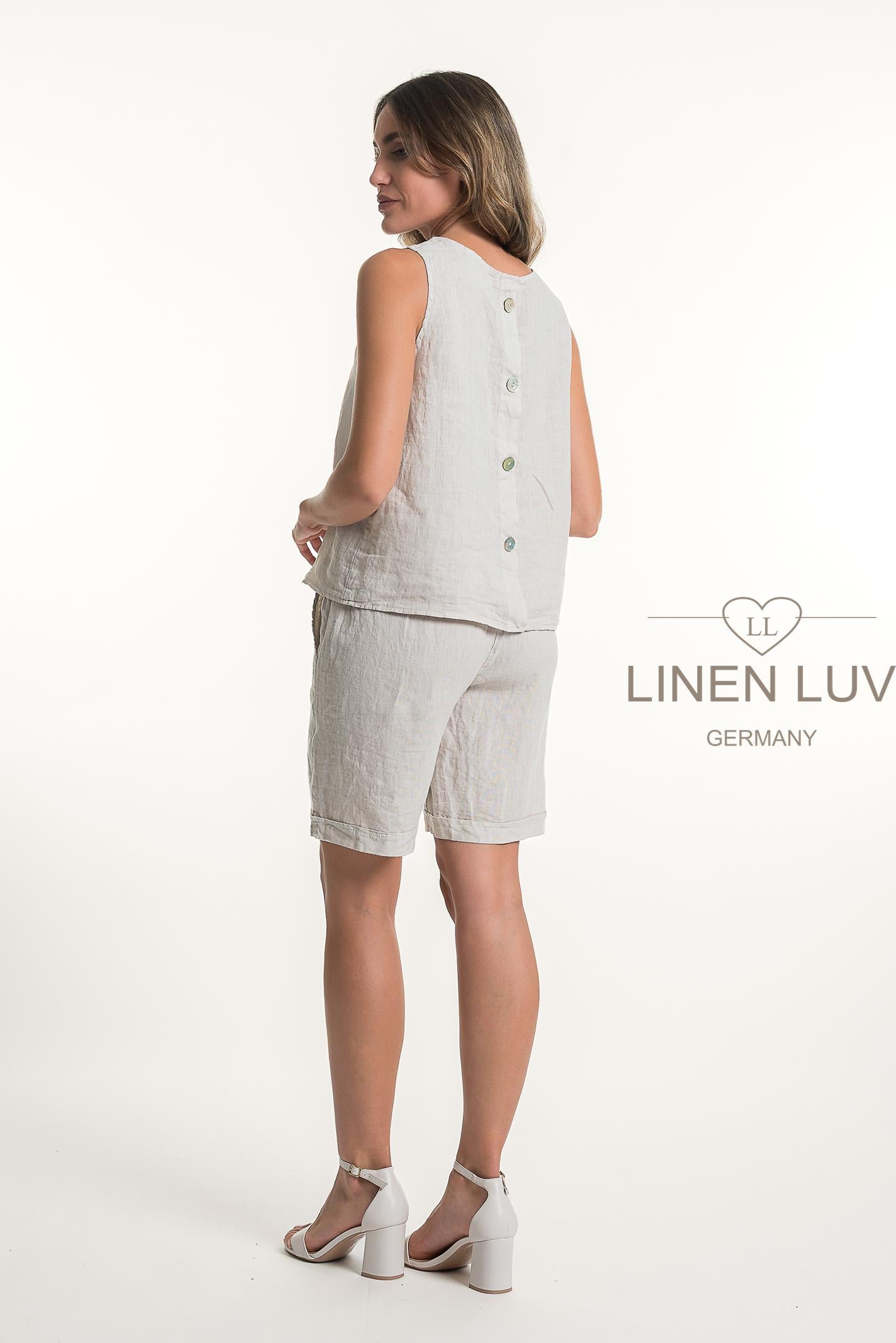 French Linen Relaxed Fit Button Back Top - Suttles & Seawinds