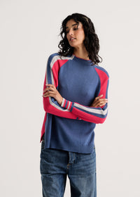 2 Way Reversible Funnel Neck in Winterberry, photo 1