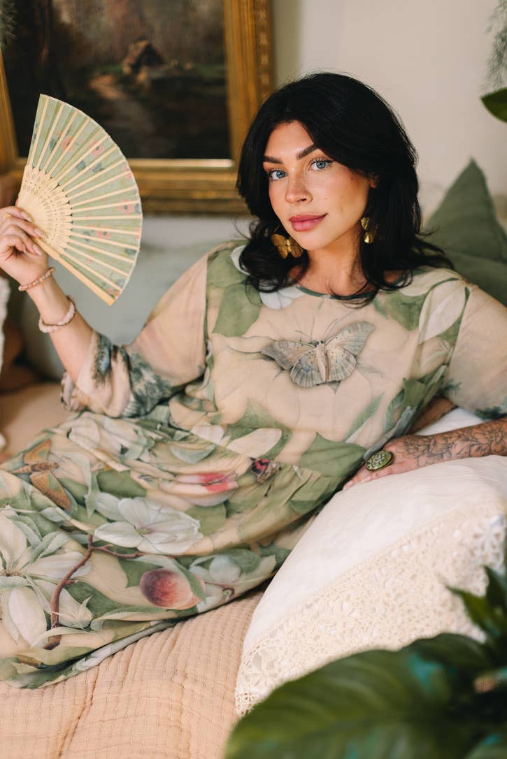Fleur De Soleil Artist Dress w/ Pockets & Florals - Suttles & Seawinds