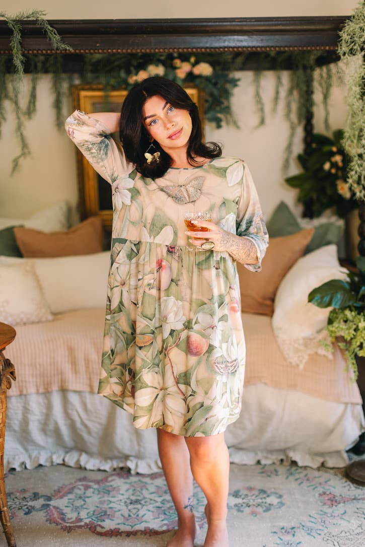 Fleur De Soleil Artist Dress w/ Pockets & Florals - Suttles & Seawinds