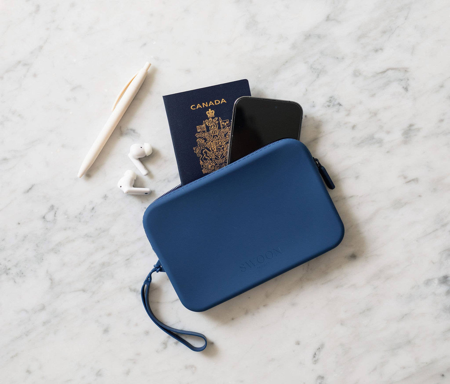 SWOON  - SILICONE MAKE UP BAG - MEDIUM