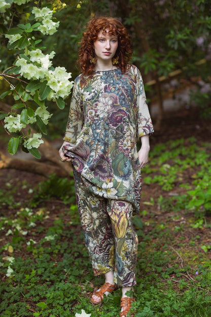 Love Grows Wild Artist Dress Tunic w/ Pockets, Bees & Floral - Suttles & Seawinds