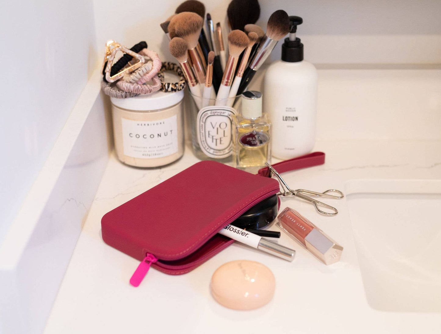 SWOON  - SILICONE MAKE UP BAG - MEDIUM