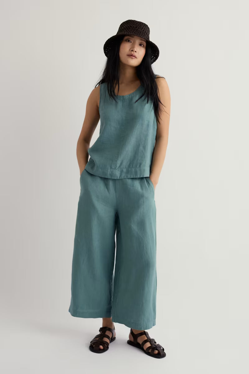 Lighthouse Station Linen Tank - Suttles & Seawinds