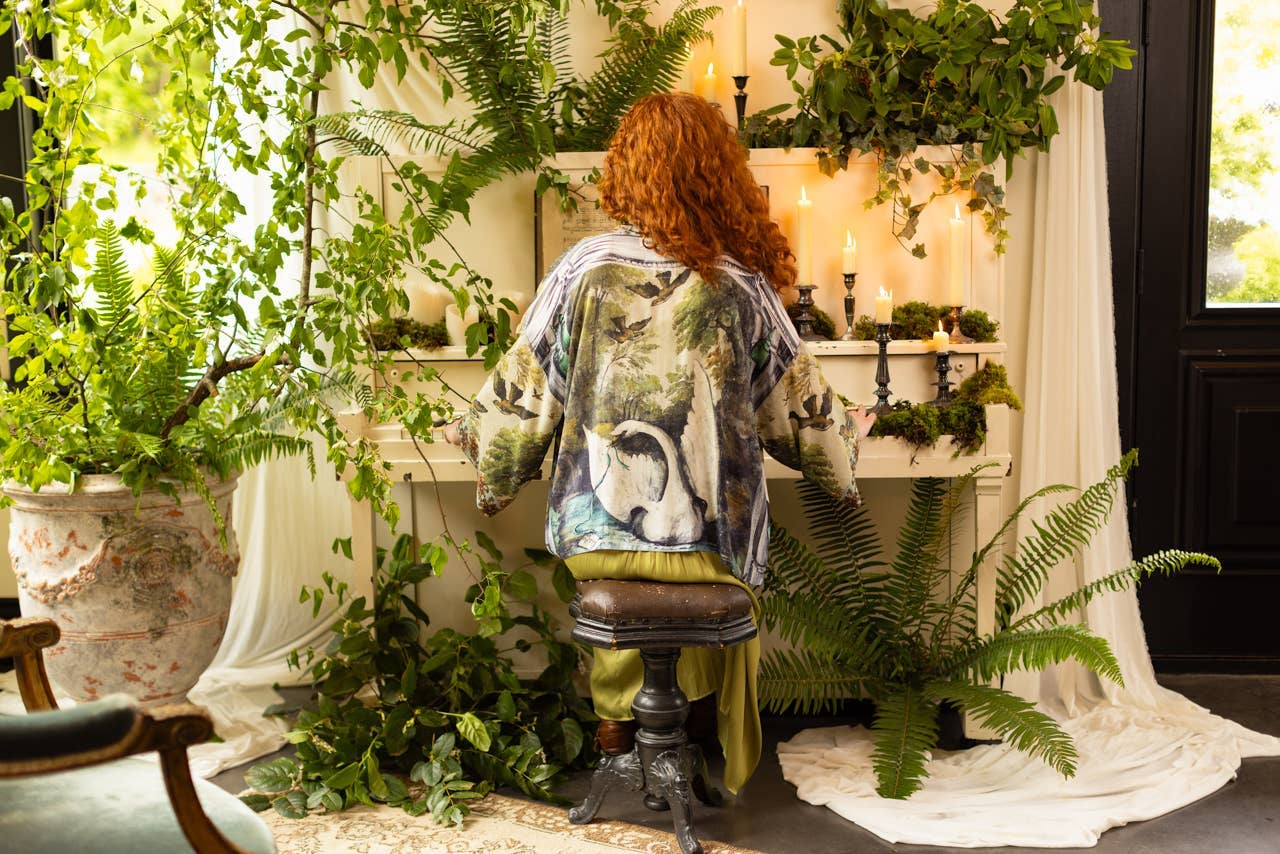 Theatre of Dreams Pixie Duster Cropped Kimono w/ Swan