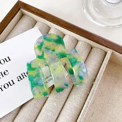 Jema Acetate Claw Clip - Suttles & Seawinds