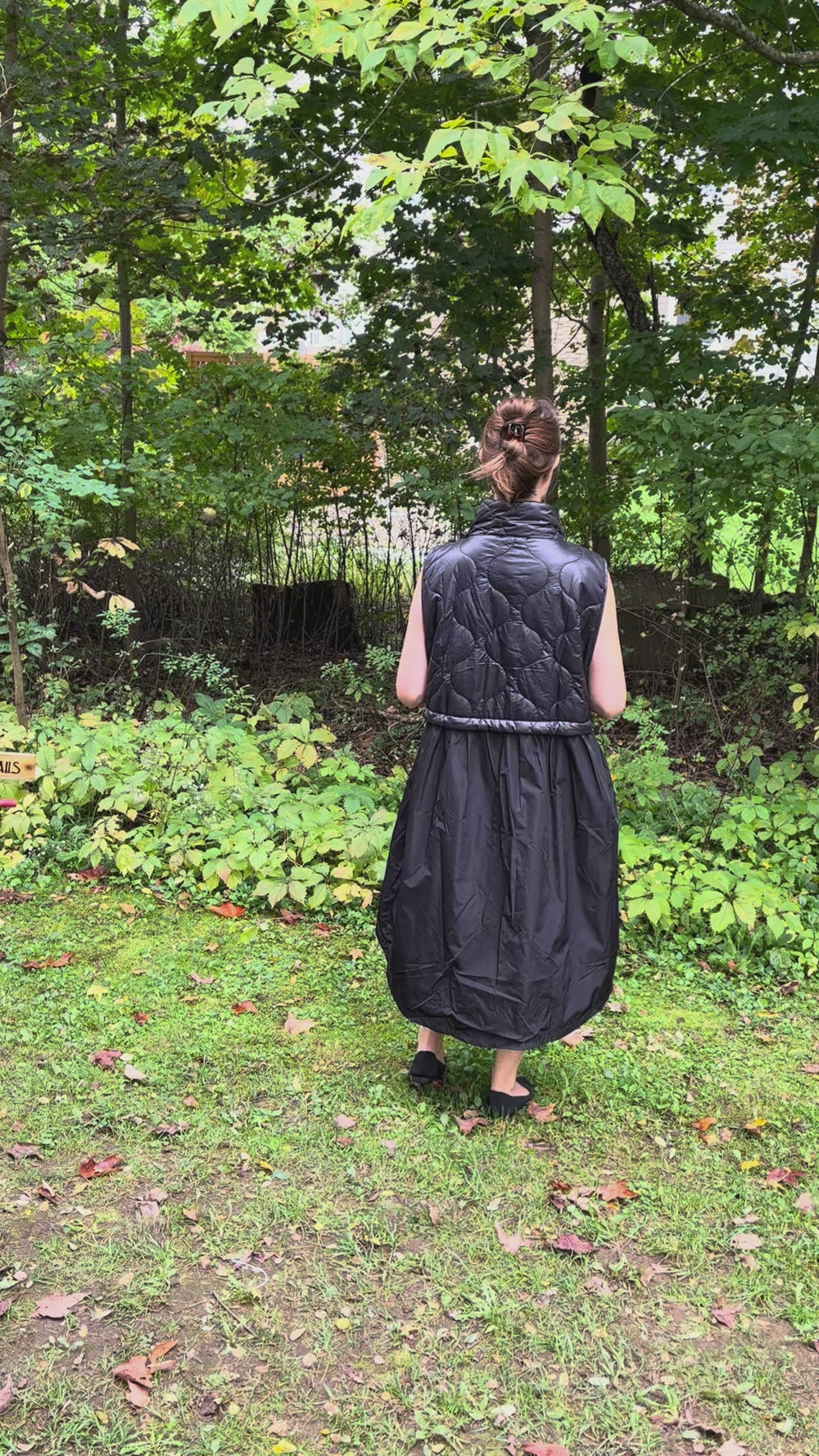Cari in black for an event: Marie la Lune quilted long vest, Minus Vanessa top, Alembika mix skirt and Pursuits Cadence necklace