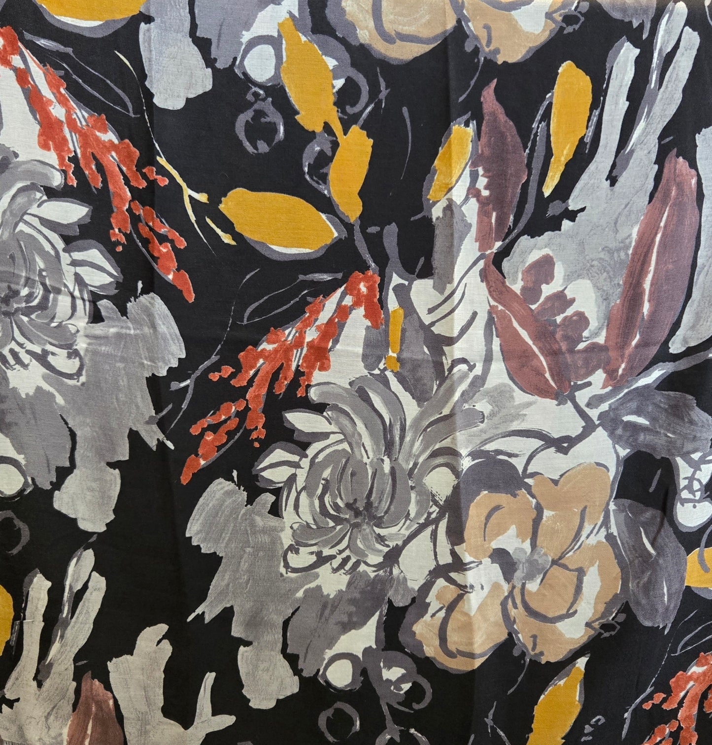 T & E - SCARF 690117040