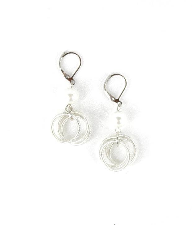 Sea Lily - White PW Loop with White Pearl Earring