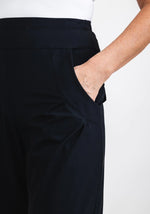 Load image into Gallery viewer, NAYA - TRAVEL FRIENDLY PLEATED POCKET PANT

